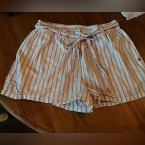 ROXY Beautiful Stripped Shorts in Size XL